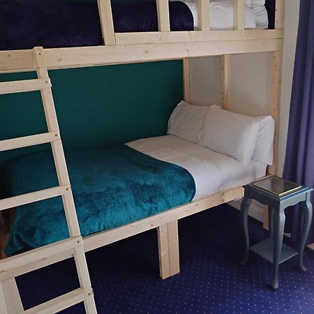 Harriette'S Guest House Μπλάκπουλ Εξωτερικό φωτογραφία