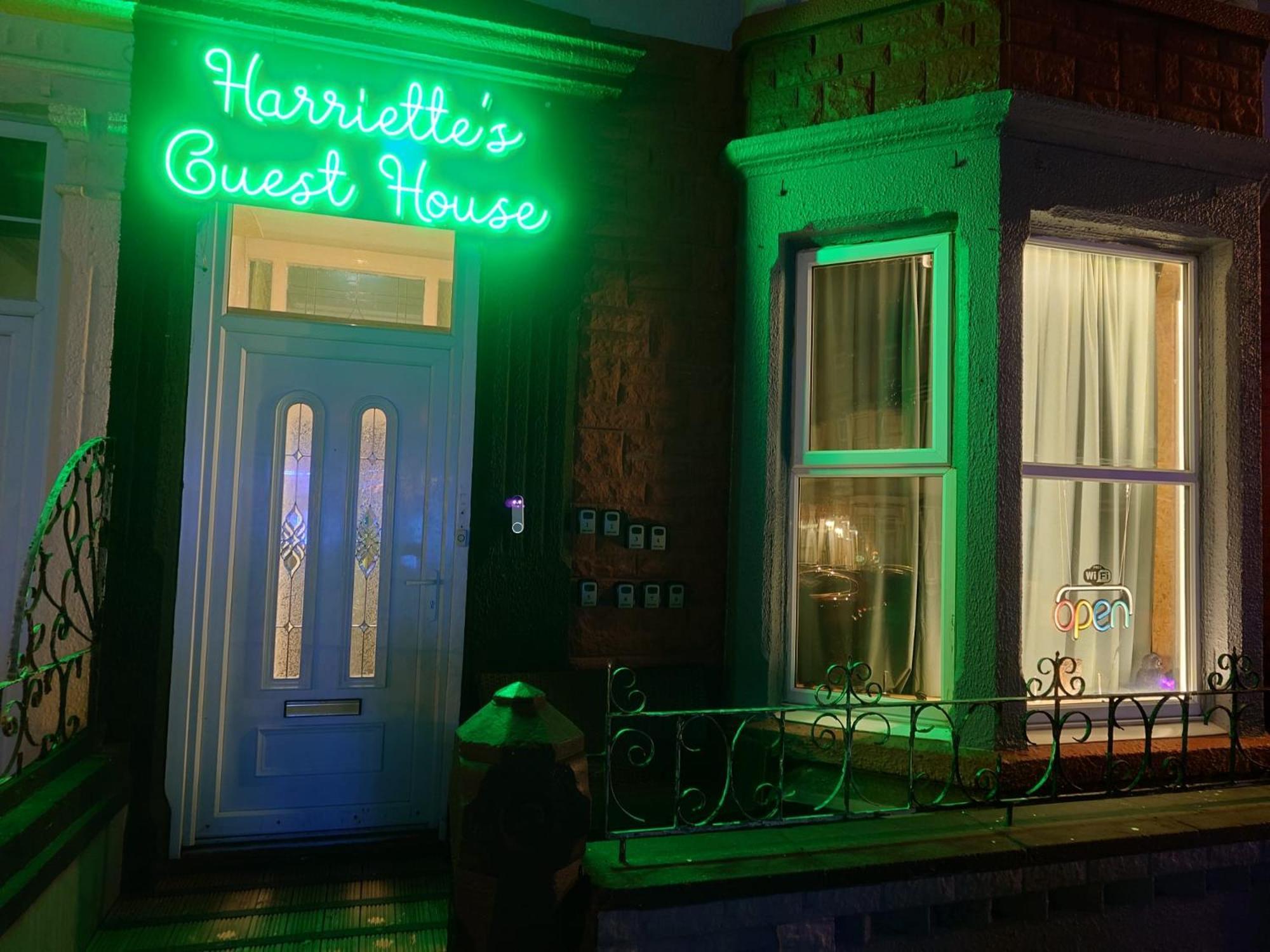 Harriette'S Guest House Μπλάκπουλ Εξωτερικό φωτογραφία