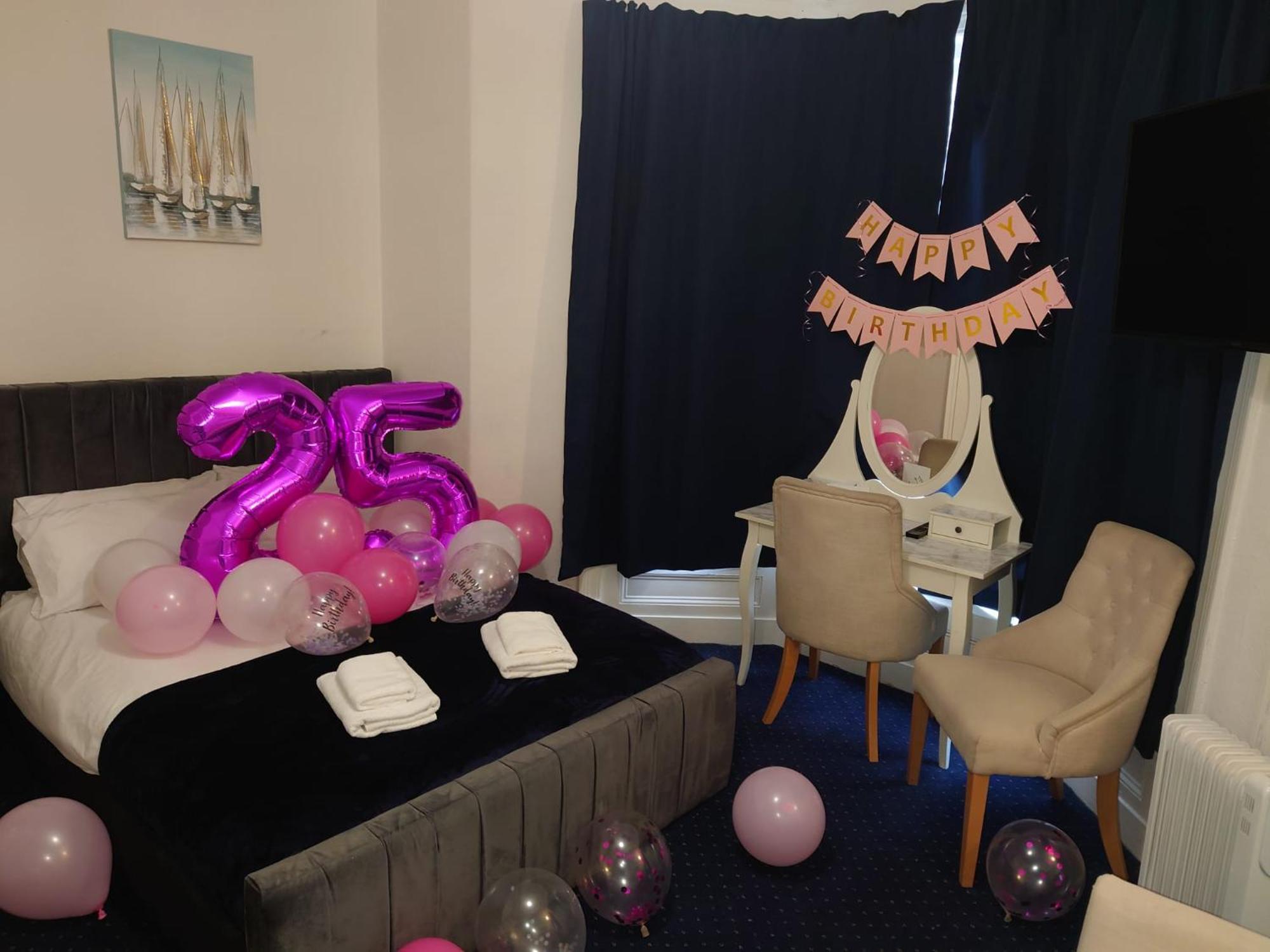 Harriette'S Guest House Μπλάκπουλ Εξωτερικό φωτογραφία